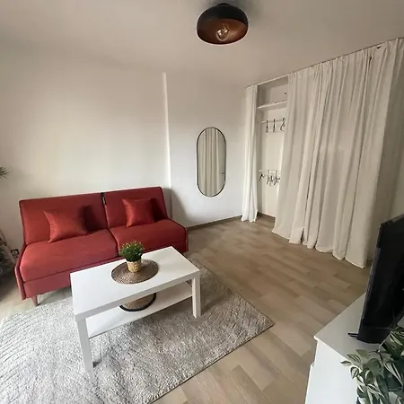 Διαμέρισμα Joli Au Centre De Les Pins *